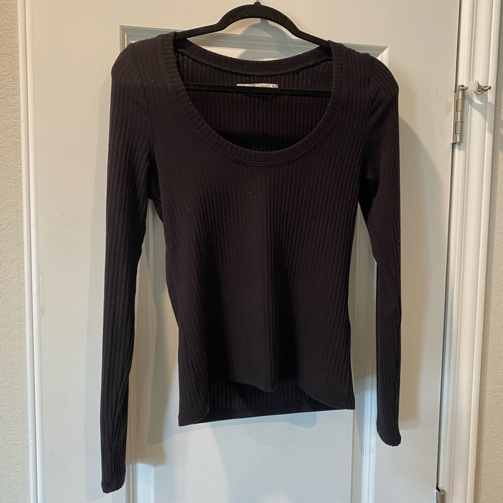 Abercrombie & Fitch Long Sleeve Scoopneck Shirt